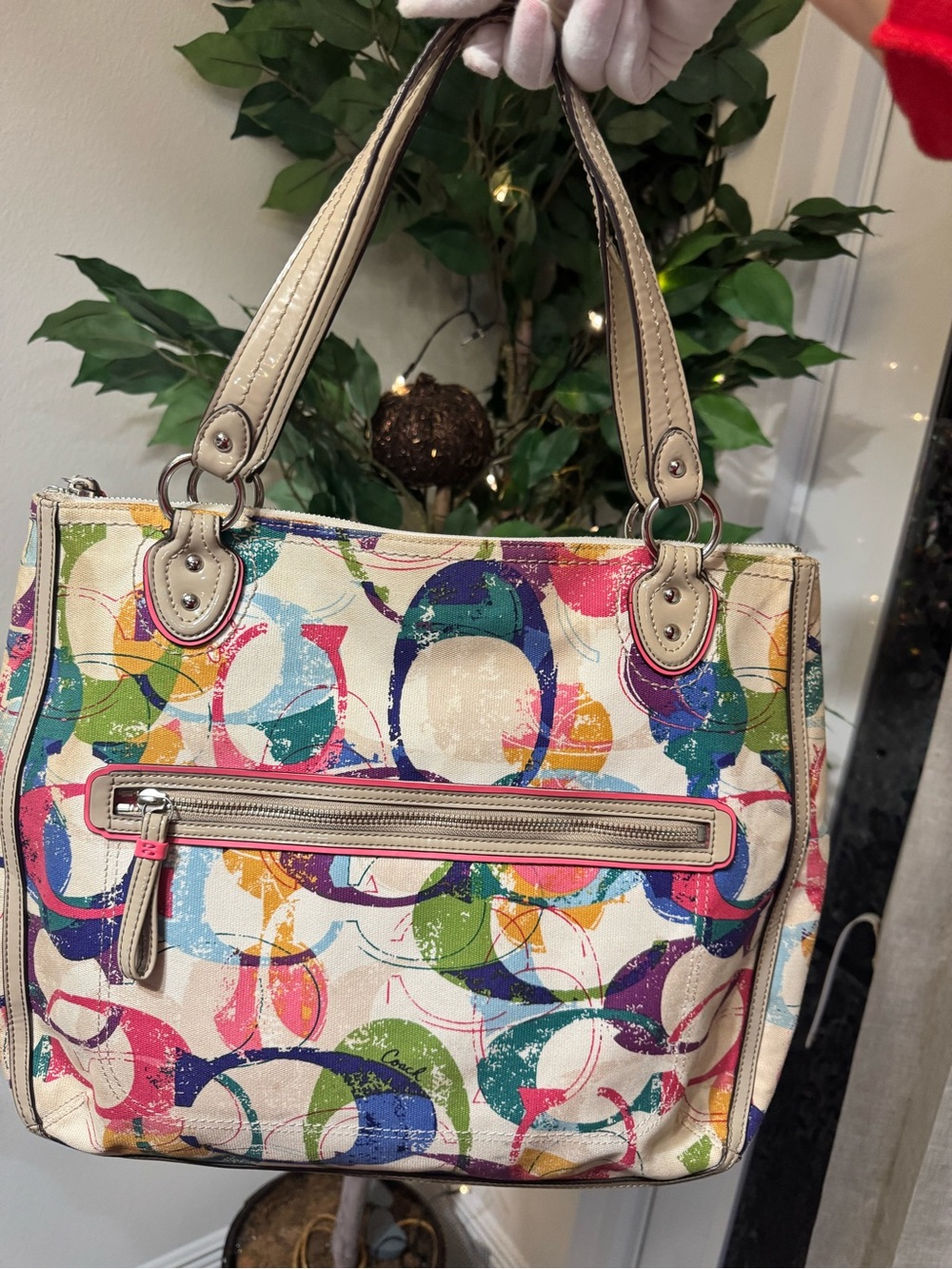 Coach Poppy Graffiti Signature Appliqué Glam tote - Picture 10 of 16